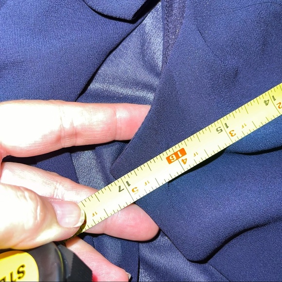 Vince Camuto Chiffon Cape Back Shift Dress NAVY 2 - Picture 9 of 17